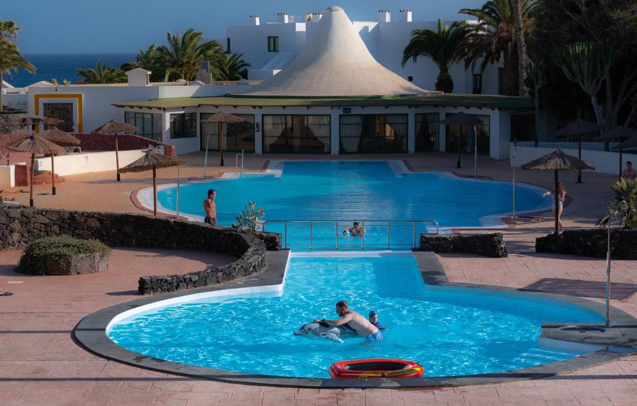 Apartamento Eduardo A Primera Linea Del Mar Costa Teguise Exterior photo